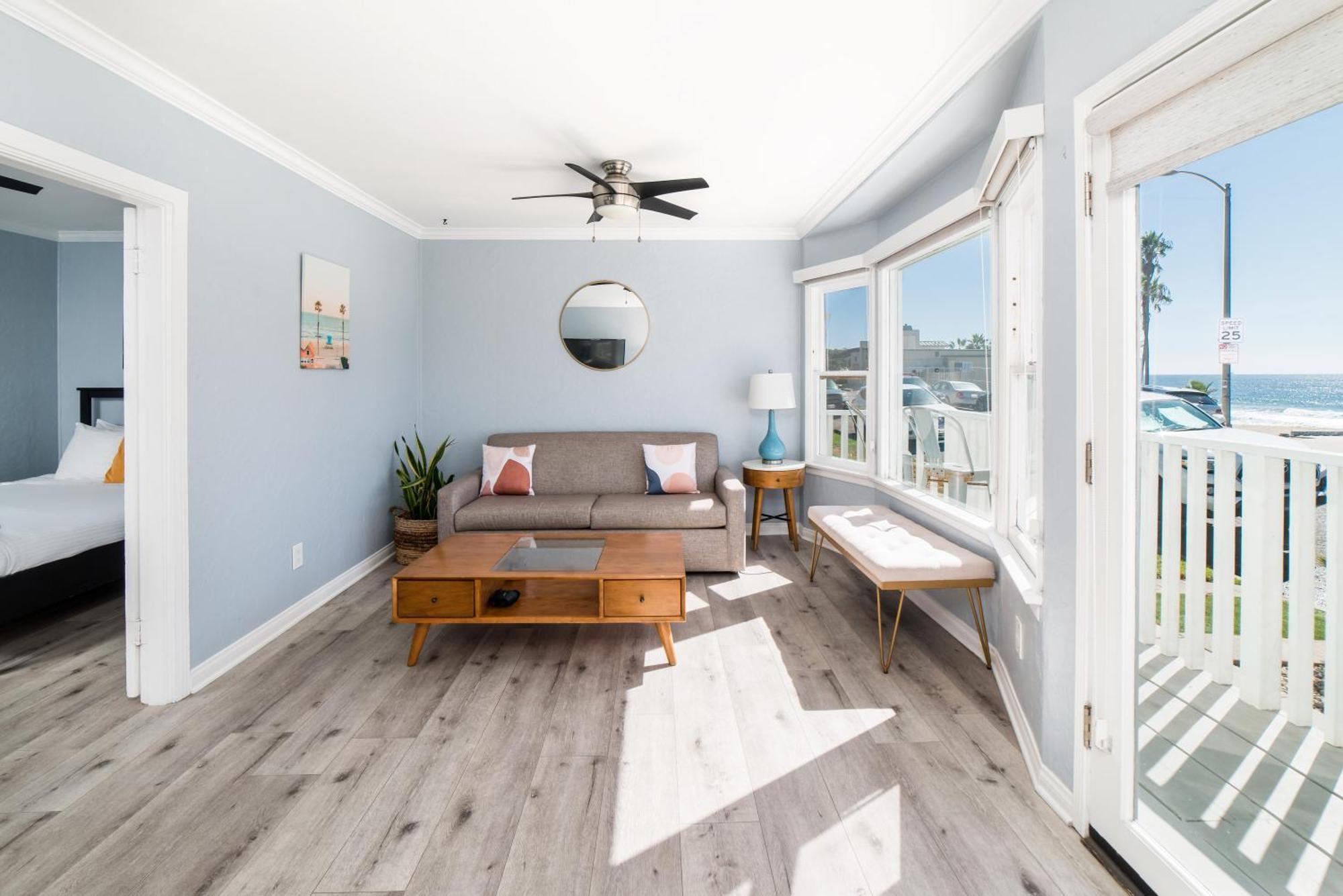 Pacific Bungalow In Oceanside With Backyard & Tiny House Buitenkant foto