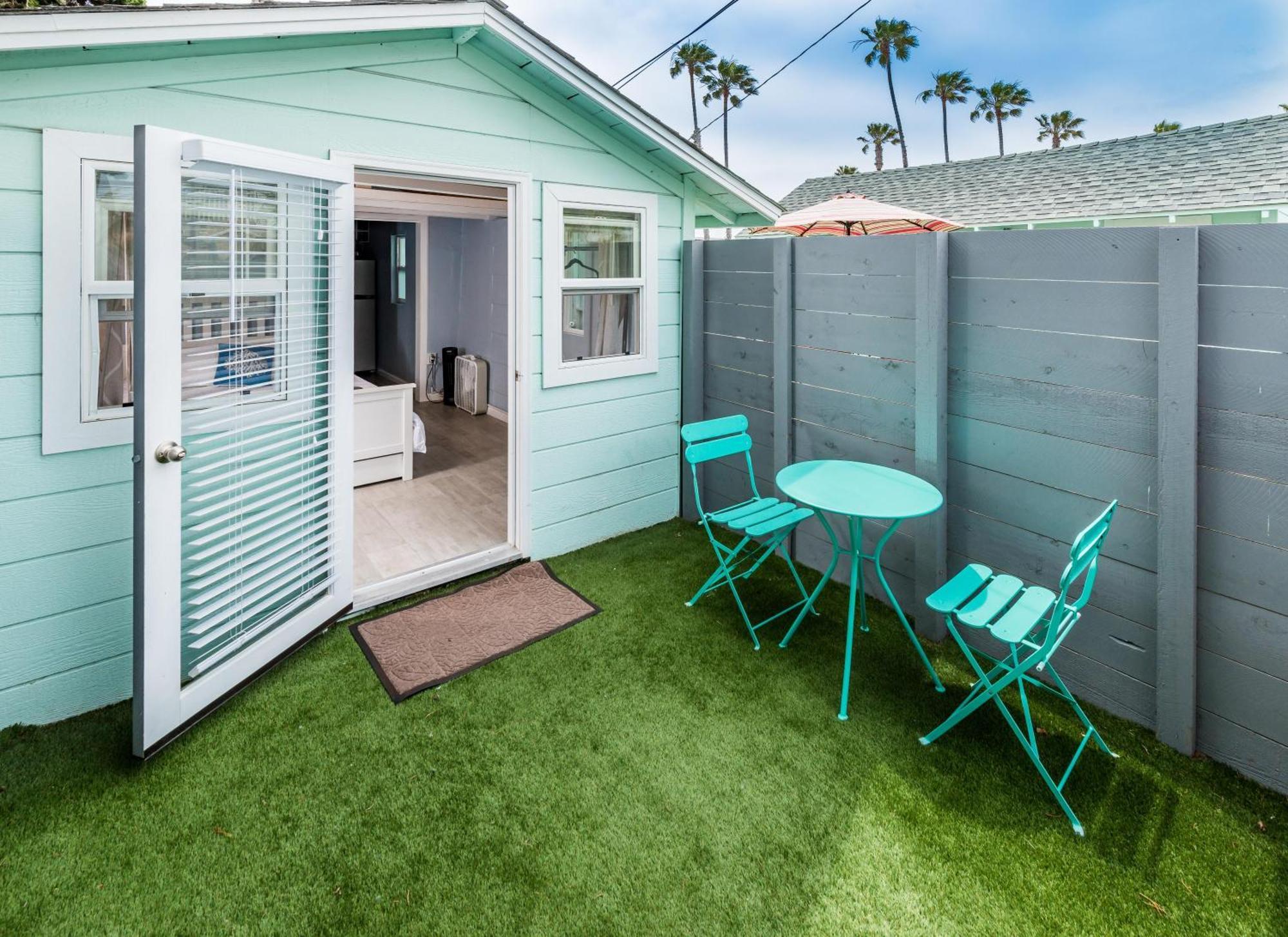 Pacific Bungalow In Oceanside With Backyard & Tiny House Buitenkant foto