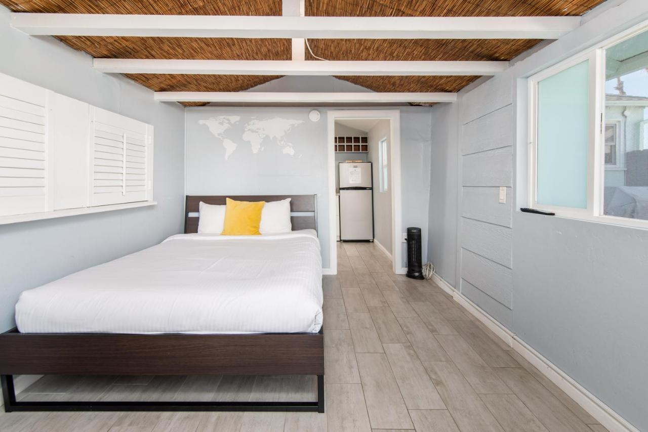 Pacific Bungalow In Oceanside With Backyard & Tiny House Buitenkant foto